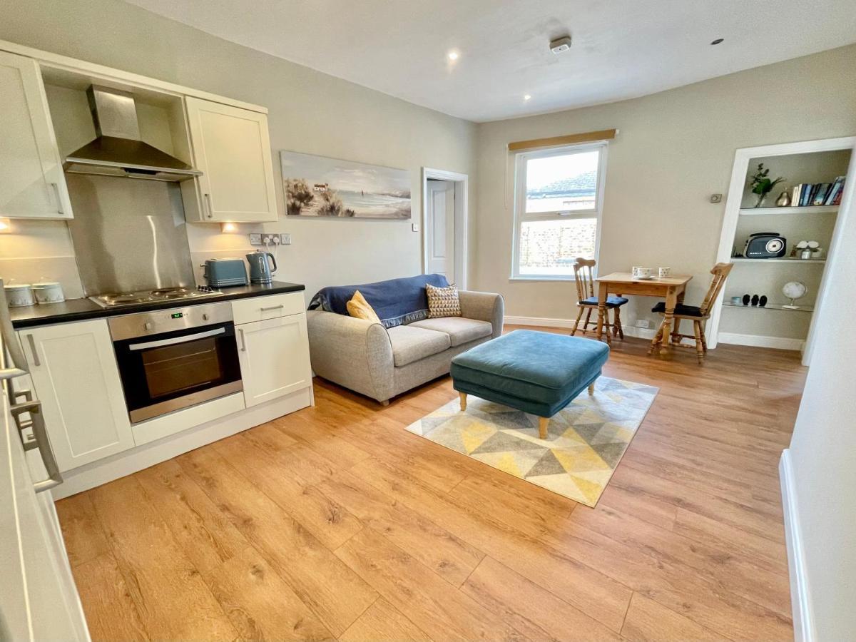 Russets Rest Apartamento York Exterior foto
